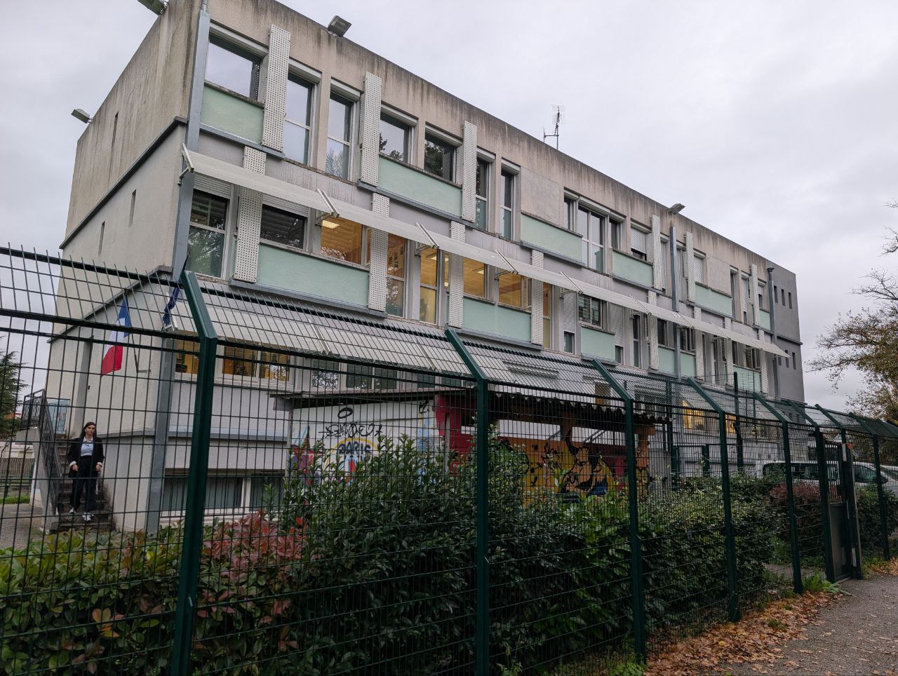 Une prison pour mineurs? La réalité du centre d&rsquo;éducation fermé d&rsquo;Angoulême